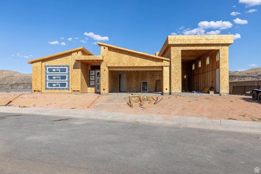 Stunning 3-bed, 3.5-bath home with a private casita and RV garage, perfectly positioned to overlook the Virgin River. Enjoy modern living with scenic views, spacious design, and ideal guest accommodations.