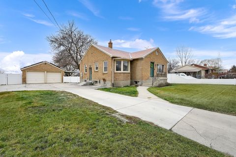 Tiny photo for 696 S LOCUST AVE, Pleasant Grove, UT 84062 (MLS # 2136253)