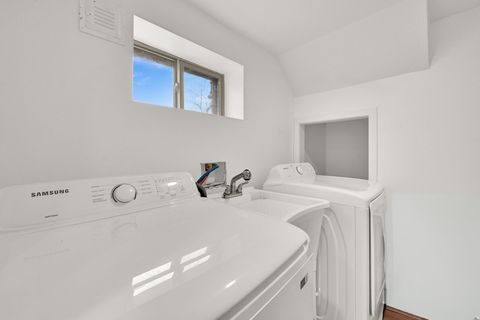 Tiny photo for 696 S LOCUST AVE, Pleasant Grove, UT 84062 (MLS # 2136253)