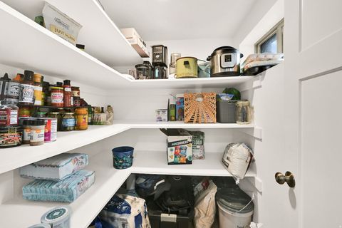 Tiny photo for 696 S LOCUST AVE, Pleasant Grove, UT 84062 (MLS # 2136253)