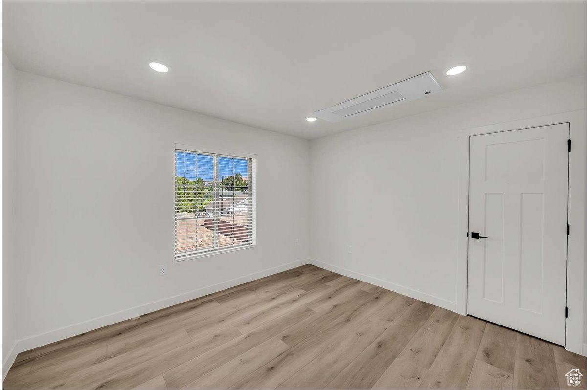 ARROWHEAD PLACE - Residential