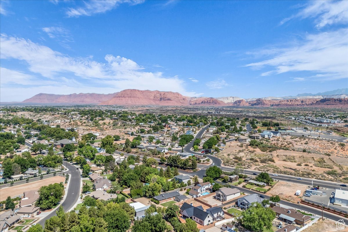ARROWHEAD PLACE - Residential