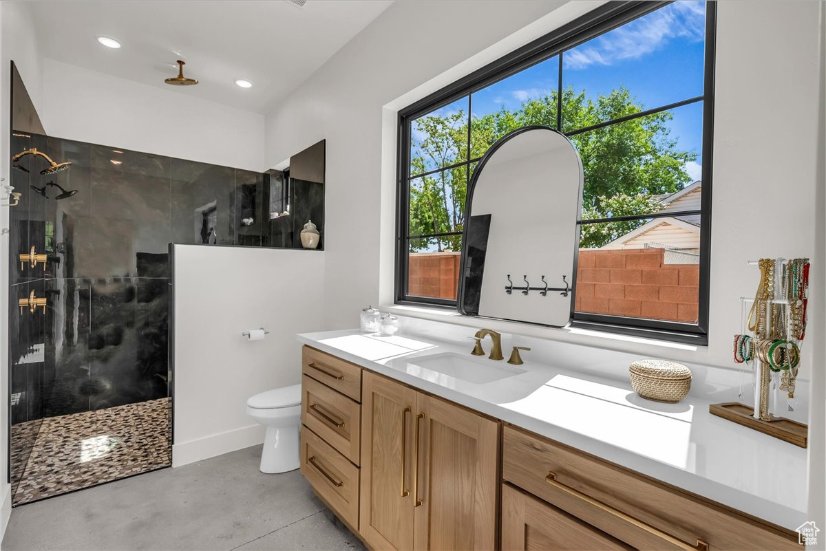 ARROWHEAD PLACE - Residential