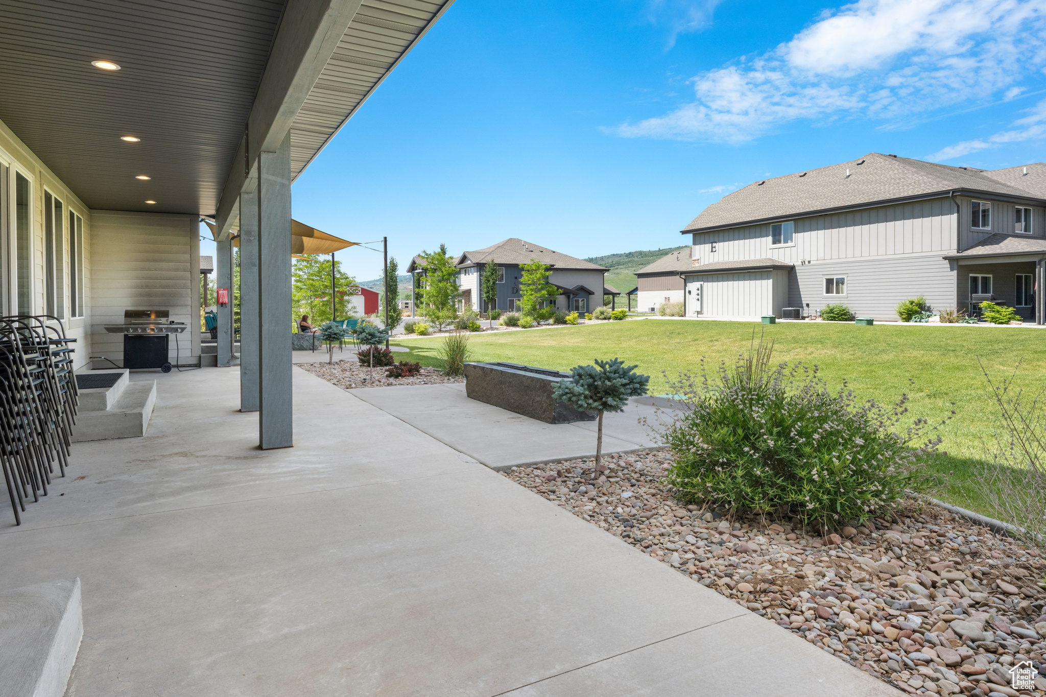 WATERDANCE - Residential