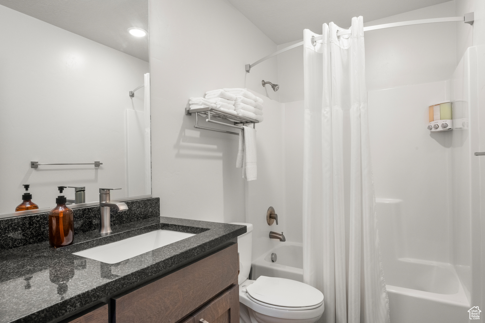 WATERDANCE - Residential