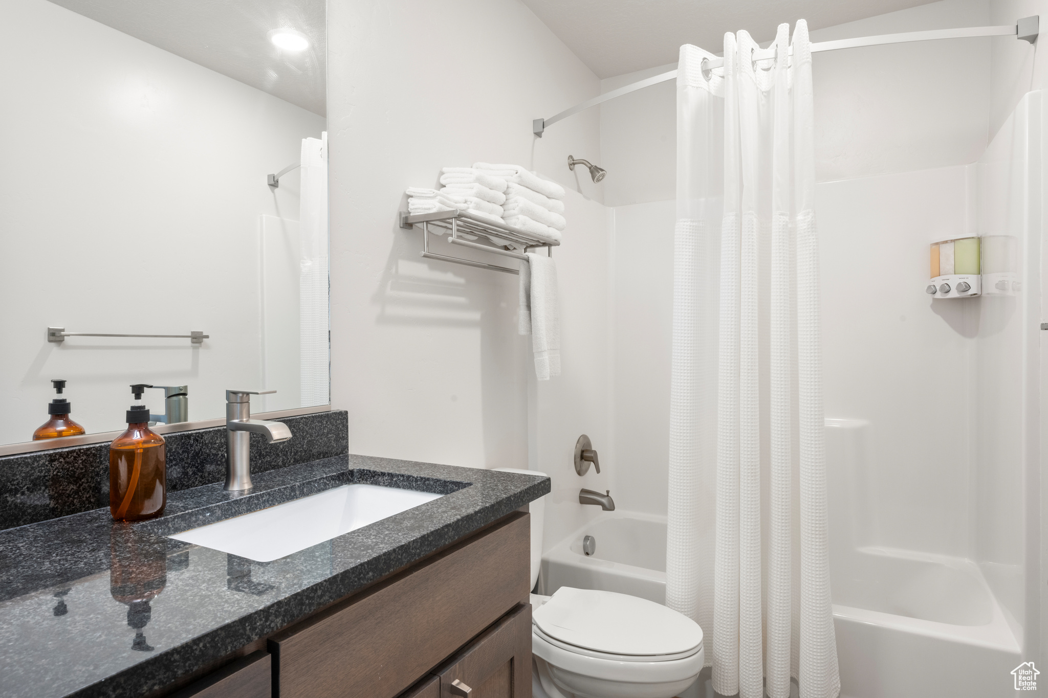 WATERDANCE - Residential
