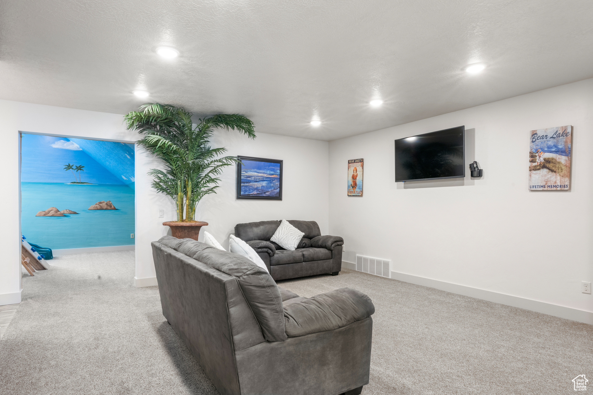 WATERDANCE - Residential