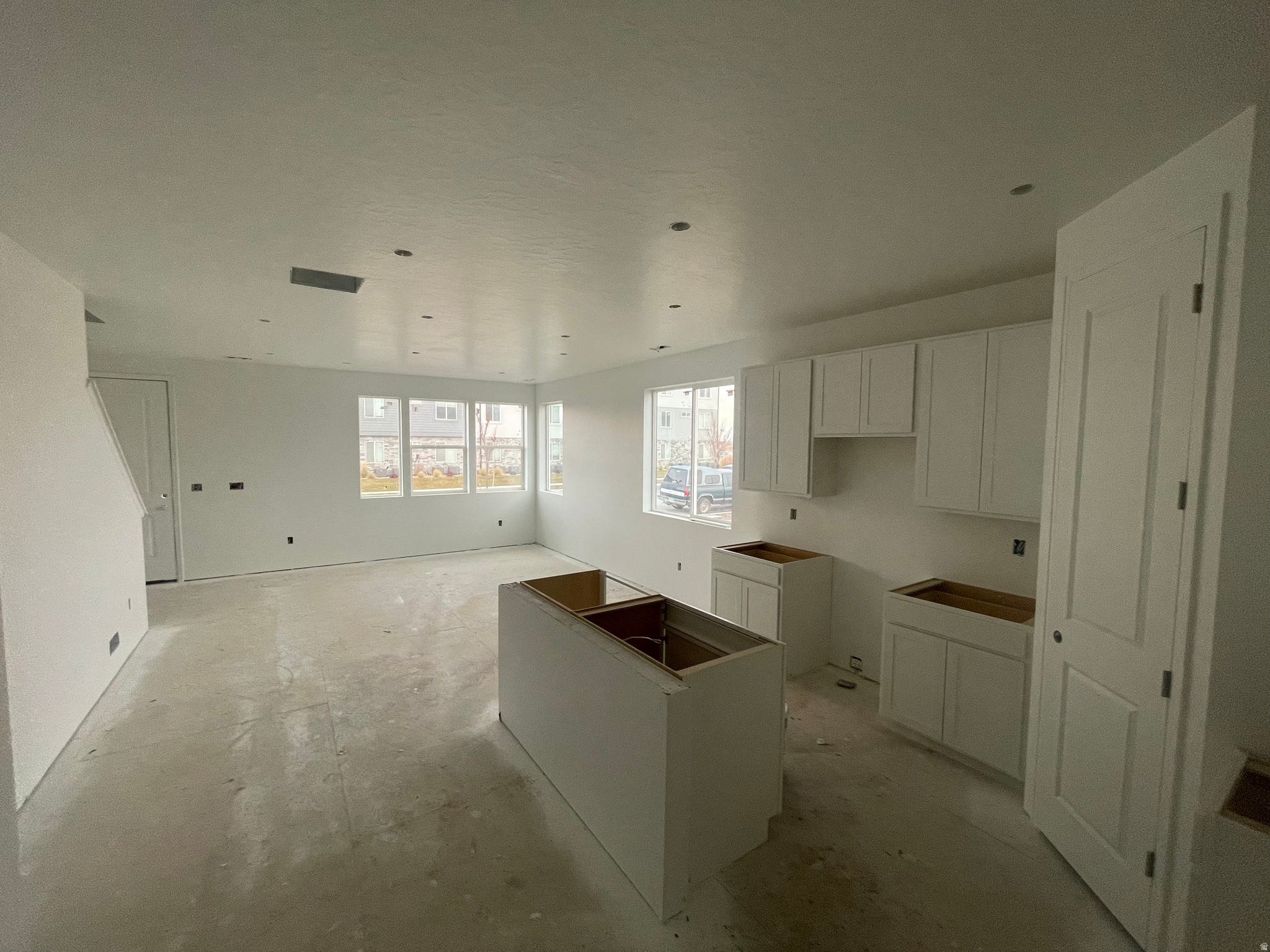 VILLAGES AT ARROWHEAD PARK - Residential