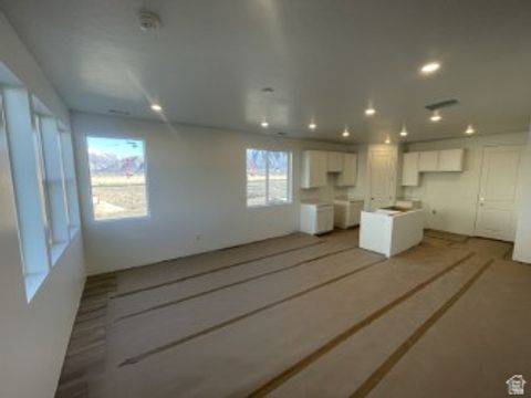 Tiny photo for 1341 E 1670 N #819, Payson, UT 84651 (MLS # 2103749)
