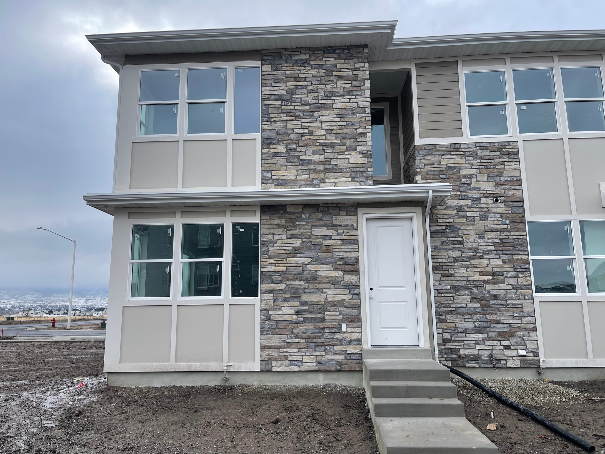 VILLAGES AT ARROWHEAD PARK - Residential