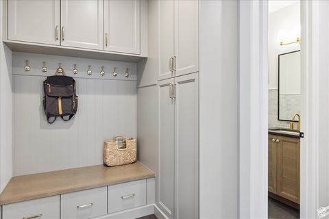 Tiny photo for 1649 W PHEASANT MEADOW DR, Kaysville, UT 84037 (MLS # 2096434)