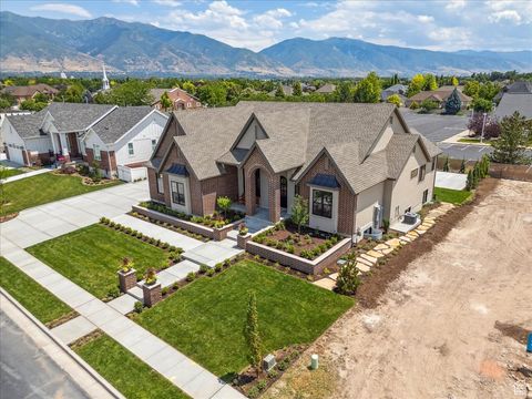 Tiny photo for 1649 W PHEASANT MEADOW DR, Kaysville, UT 84037 (MLS # 2096434)