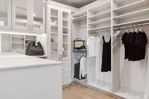 Tiny photo for 1649 W PHEASANT MEADOW DR, Kaysville, UT 84037 (MLS # 2096434)