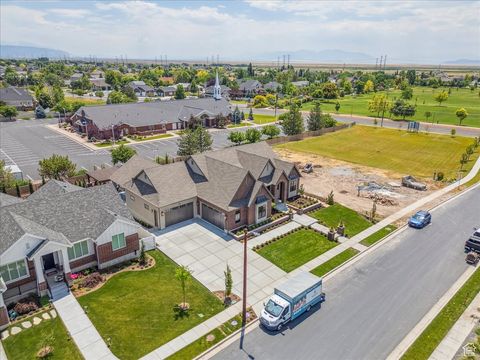 Tiny photo for 1649 W PHEASANT MEADOW DR, Kaysville, UT 84037 (MLS # 2096434)