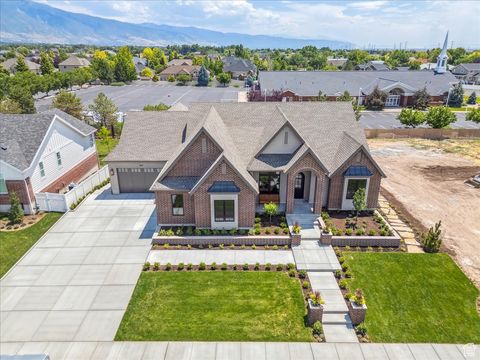 Tiny photo for 1649 W PHEASANT MEADOW DR, Kaysville, UT 84037 (MLS # 2096434)