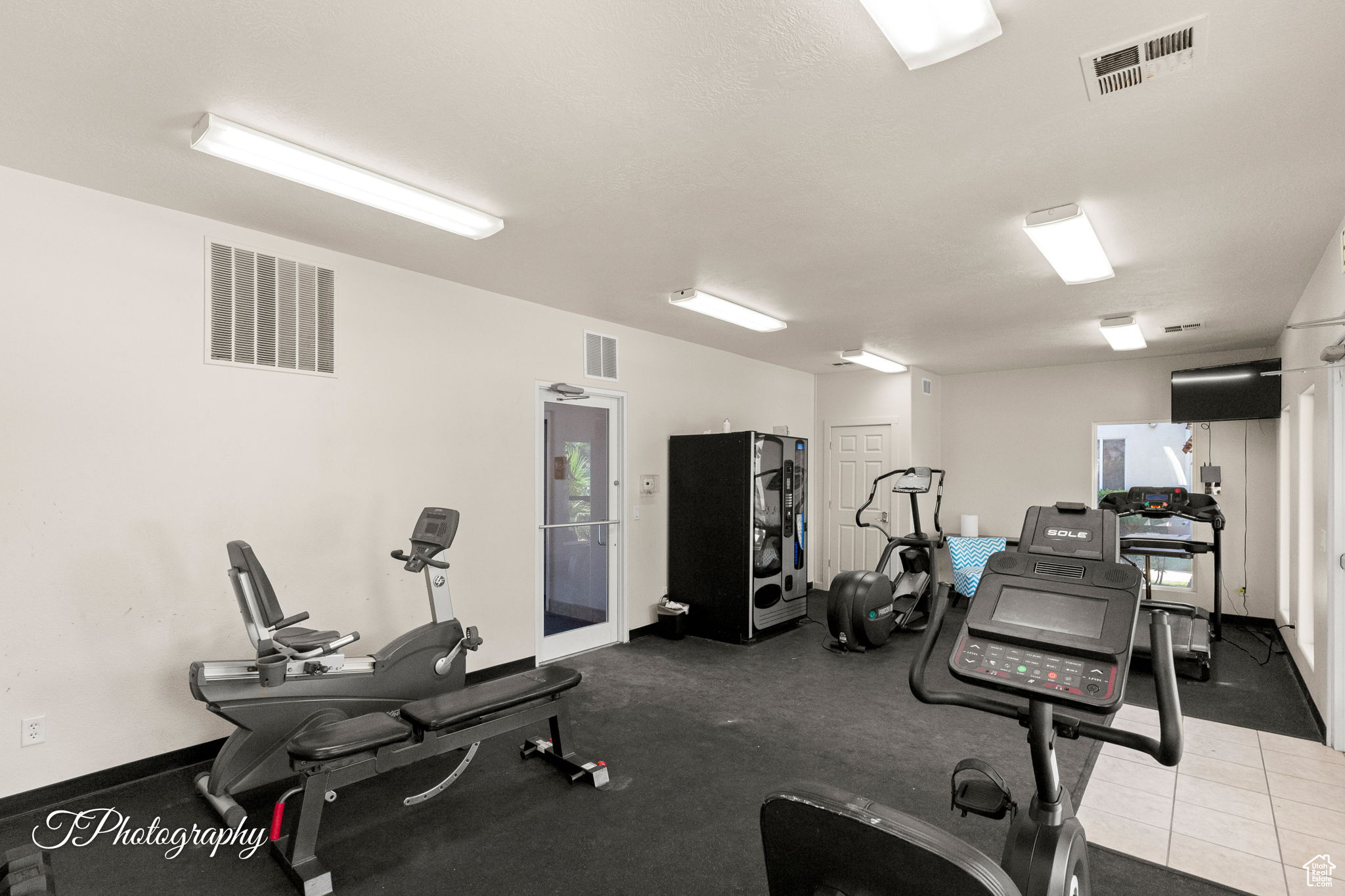 LAS PALMAS RESORT CONDO 1A - Residential