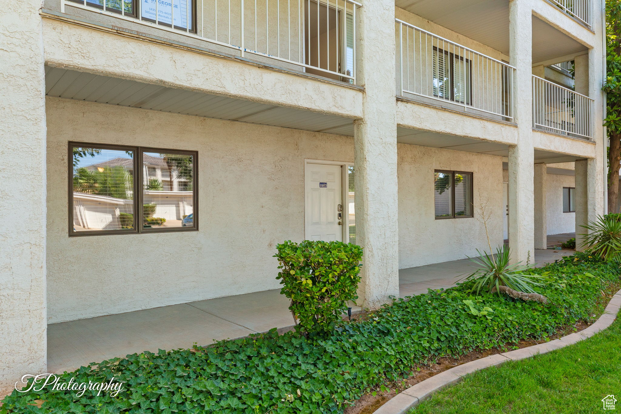 LAS PALMAS RESORT CONDO 1A - Residential