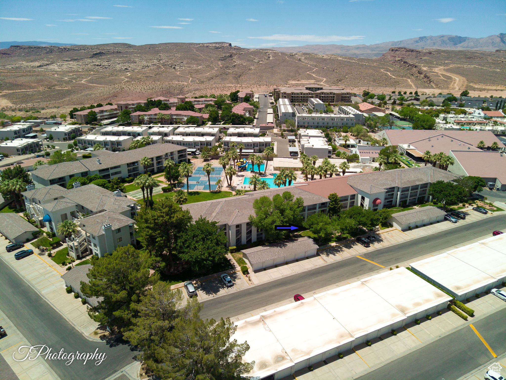 LAS PALMAS RESORT CONDO 1A - Residential