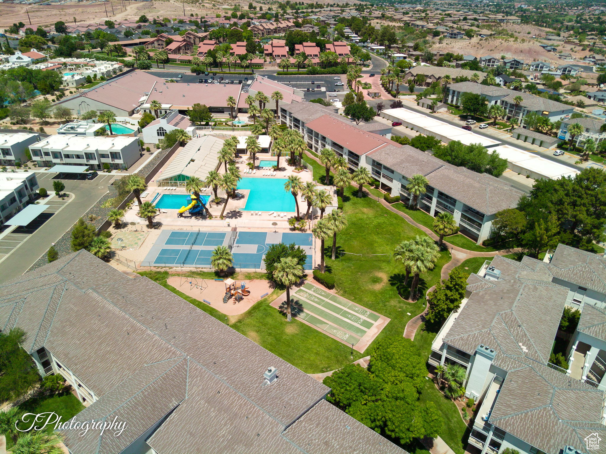 LAS PALMAS RESORT CONDO 1A - Residential