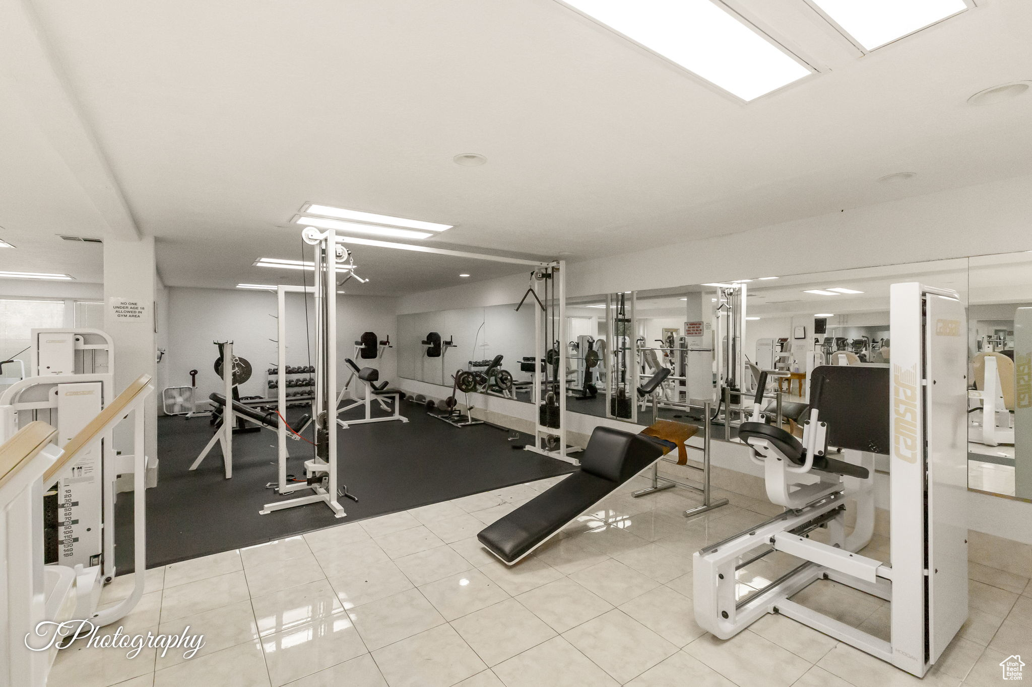 LAS PALMAS RESORT CONDO 1A - Residential