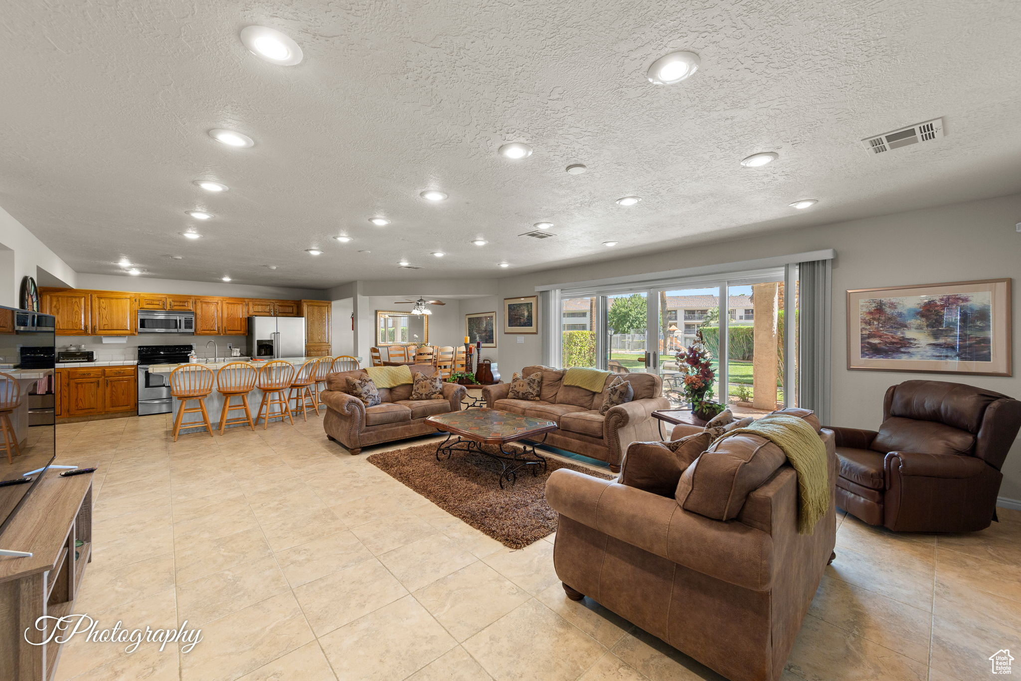 LAS PALMAS RESORT CONDO 1A - Residential