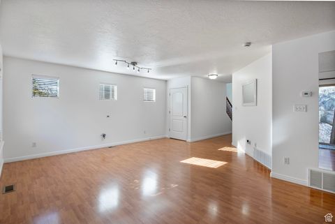 Tiny photo for 10468 N SAGE VISTA LN, Cedar Hills, UT 84062 (MLS # 2118722)