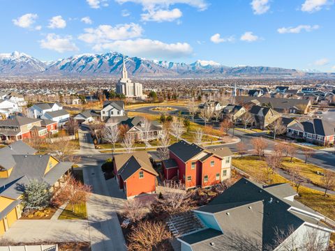 Tiny photo for 4172 W LAKE BRIDGE DR S #1, South Jordan, UT 84009 (MLS # 2135506)