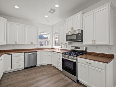 Tiny photo for 4172 W LAKE BRIDGE DR S #1, South Jordan, UT 84009 (MLS # 2135506)