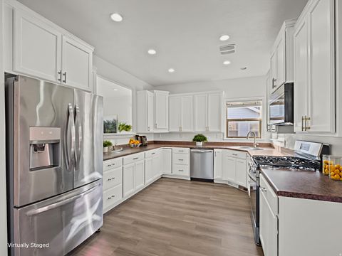 Tiny photo for 4172 W LAKE BRIDGE DR S #1, South Jordan, UT 84009 (MLS # 2135506)