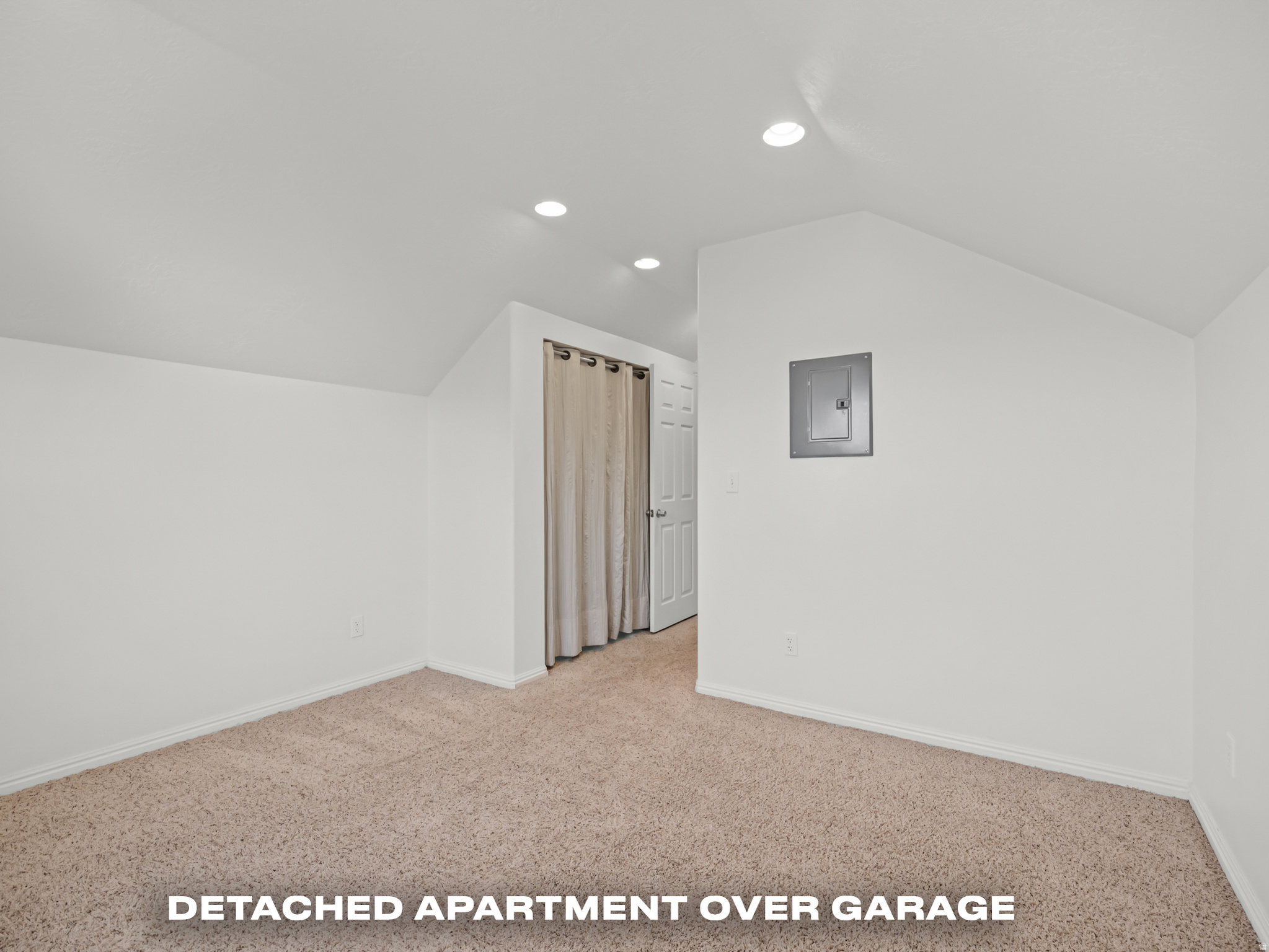 DAYBREAK - Residential