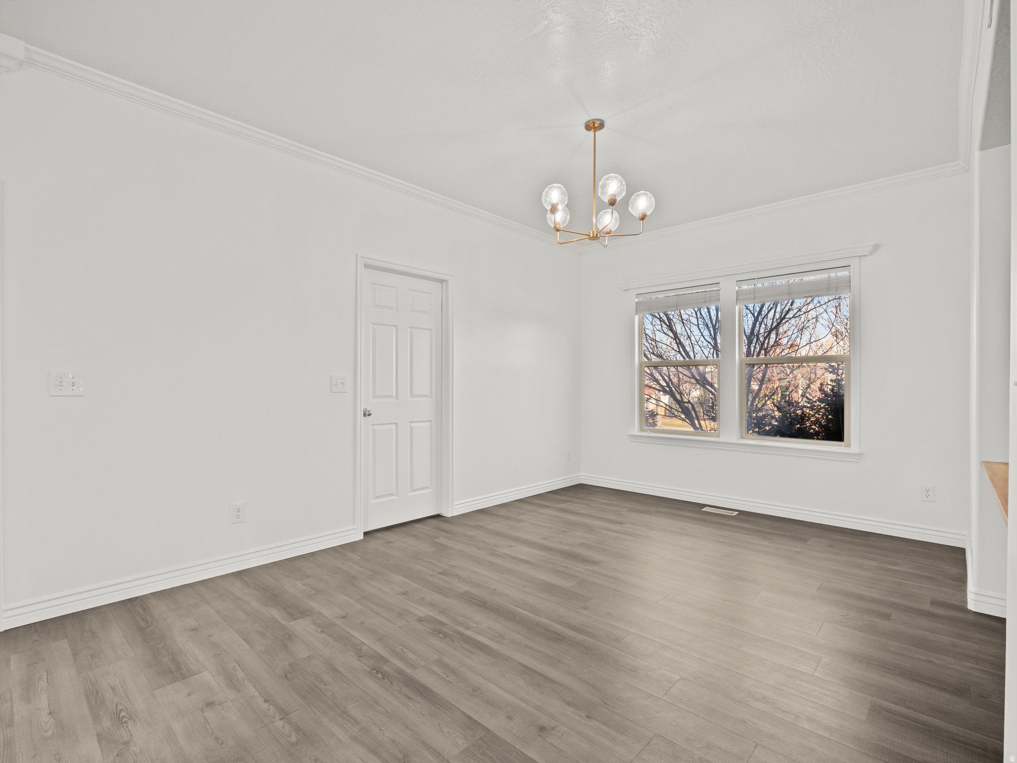 DAYBREAK - Residential