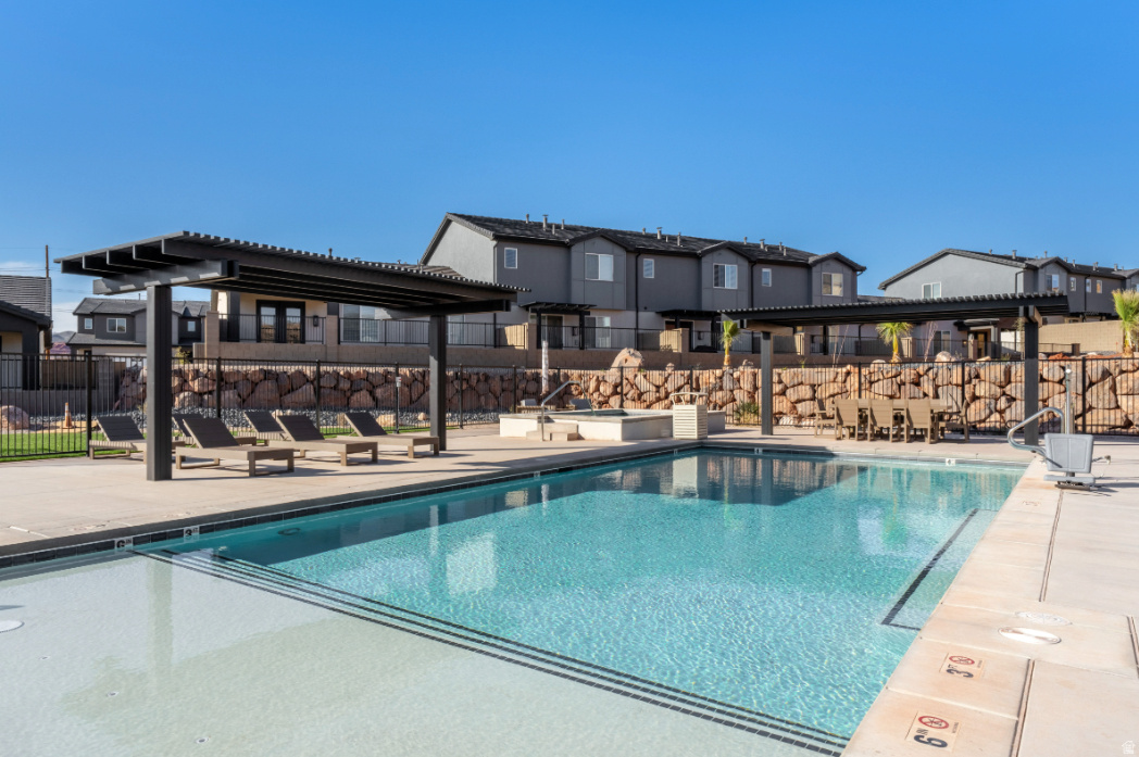 RISE AT CORAL CANYON - Residential