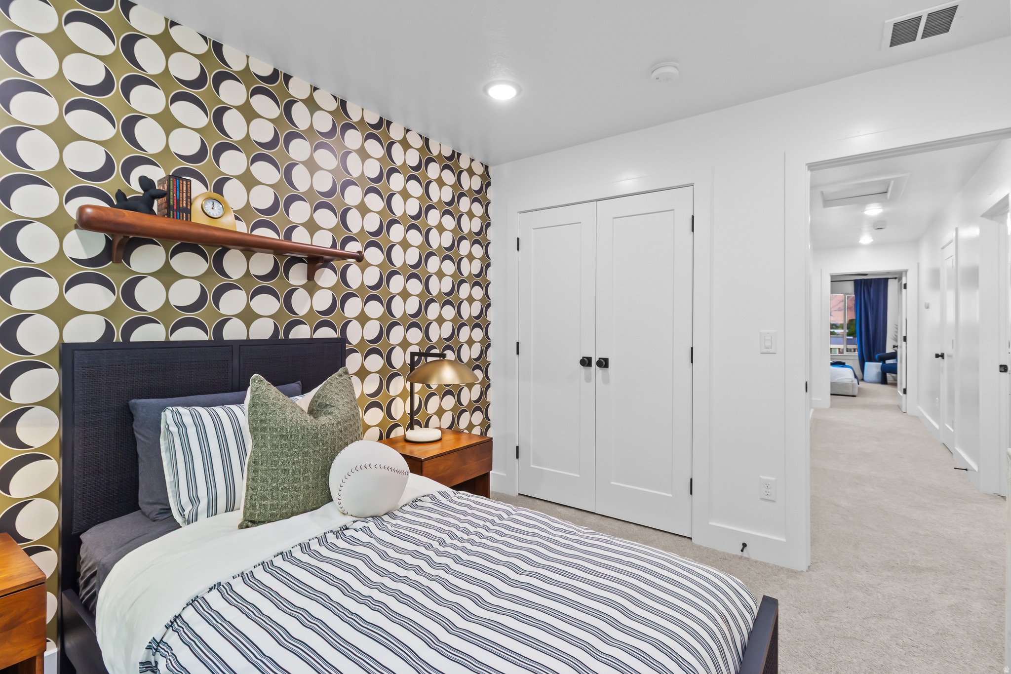 RIVERGATE - Residential