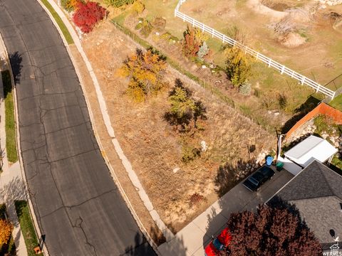 Tiny photo for 9900 N MEADOW DR, Cedar Hills, UT 84062 (MLS # 2098811)