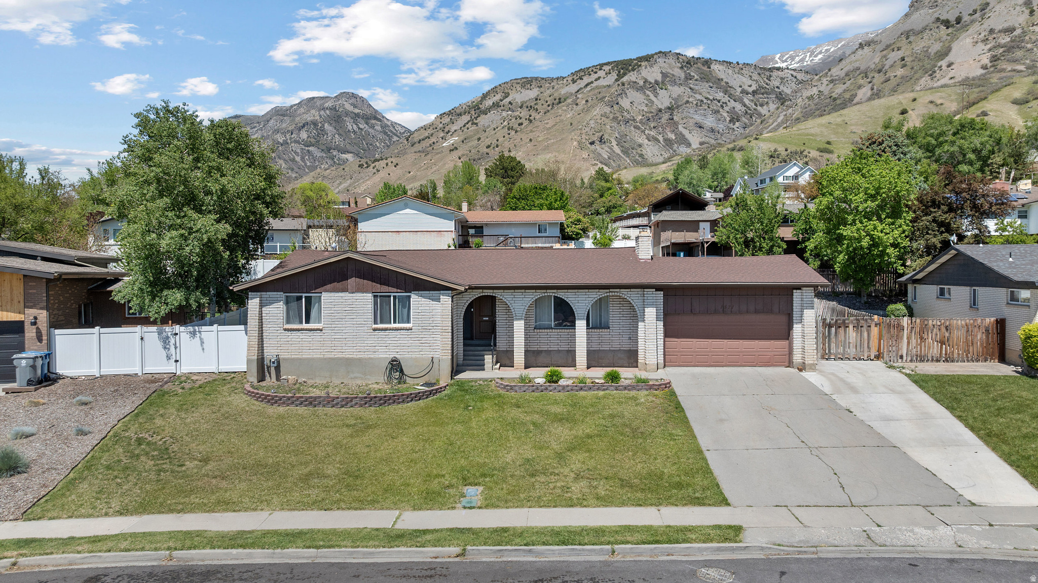 BLACKHAWK ESTATES - Residential