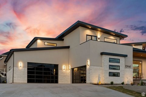 Tiny photo for 13941 S JARVIE LN, Draper, UT 84020 (MLS # 2102653)