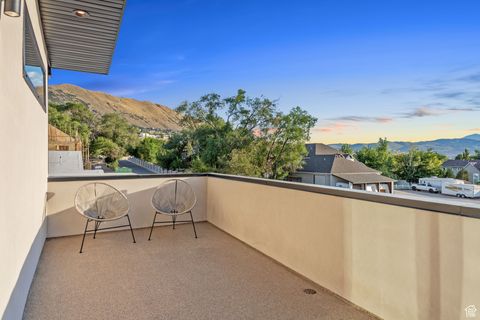 Tiny photo for 13941 S JARVIE LN, Draper, UT 84020 (MLS # 2102653)