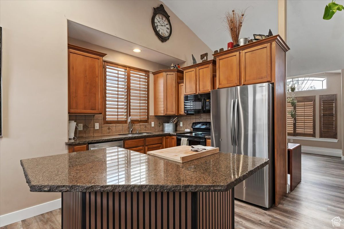 SUNCREST RIDGE #3 - Residential