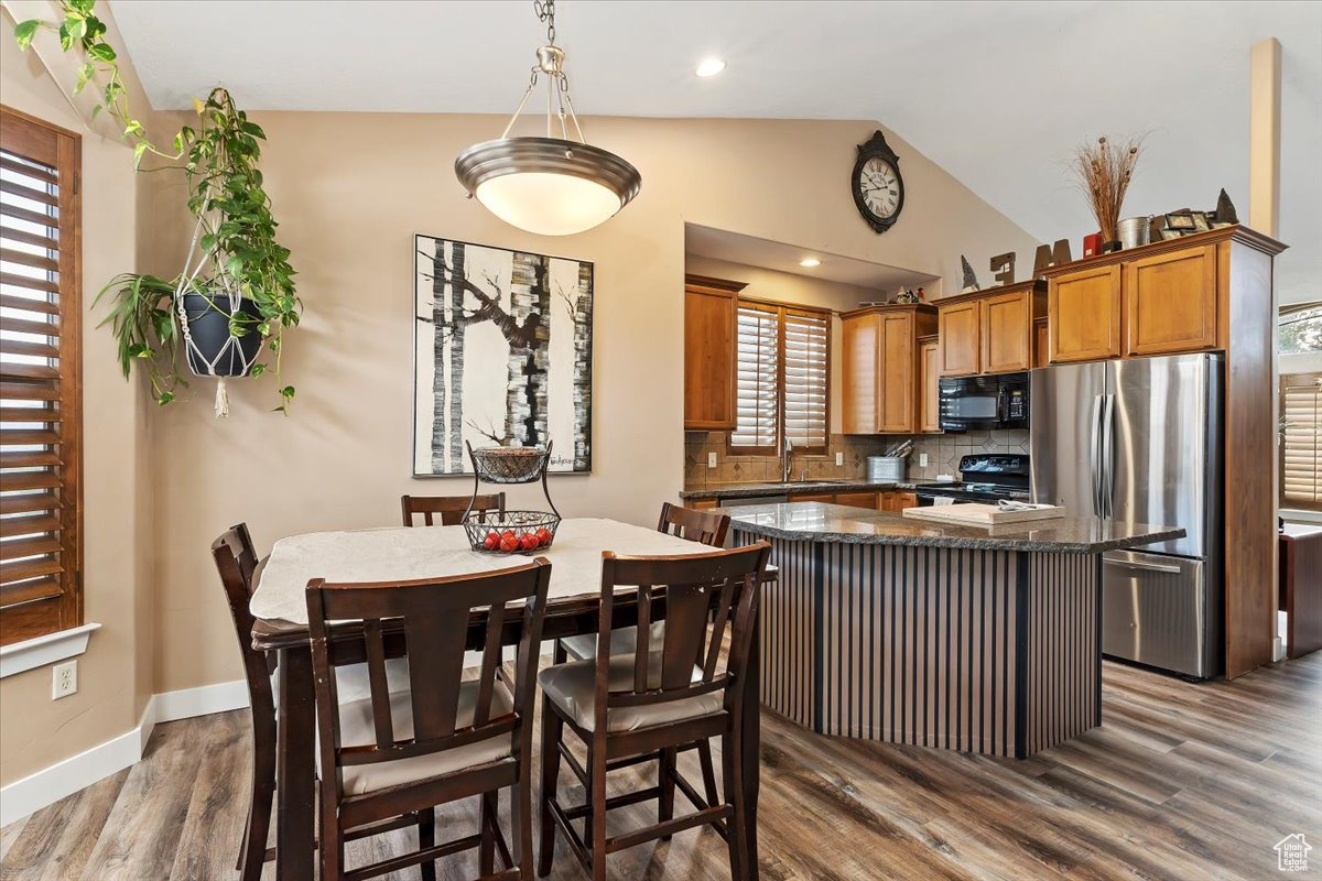 SUNCREST RIDGE #3 - Residential
