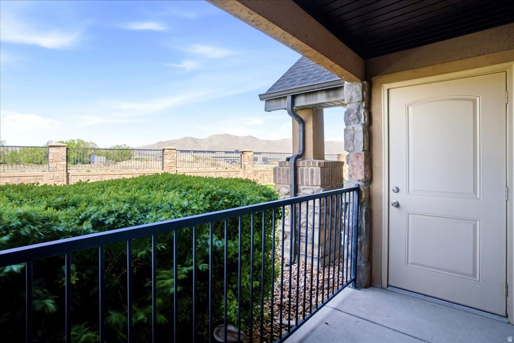 Photo of 1045 S 1700 W #113, Payson, UT 84651 (MLS # 2151684)