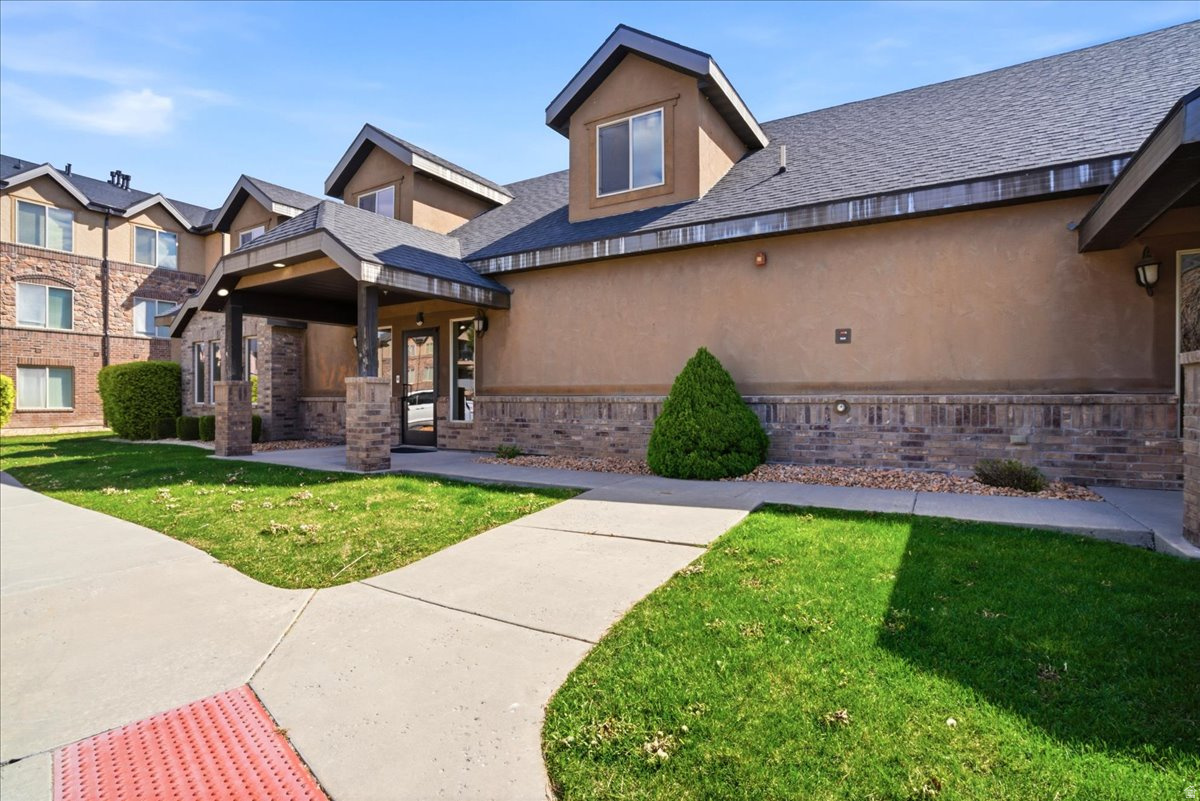 RIDGESTONE - Residential