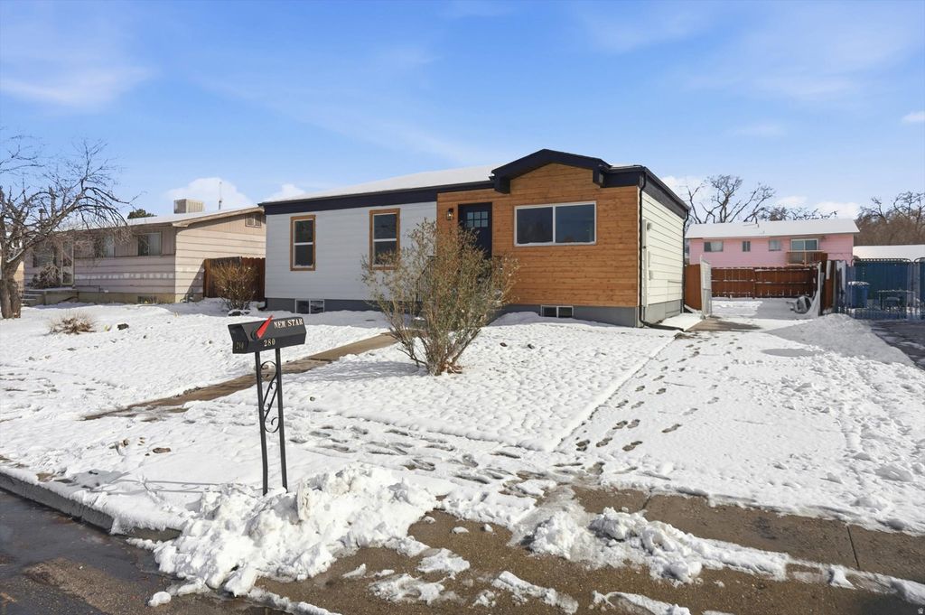 Photo of 280 N NEW STAR DR, Salt Lake City, UT 84116 (MLS # 2139281)