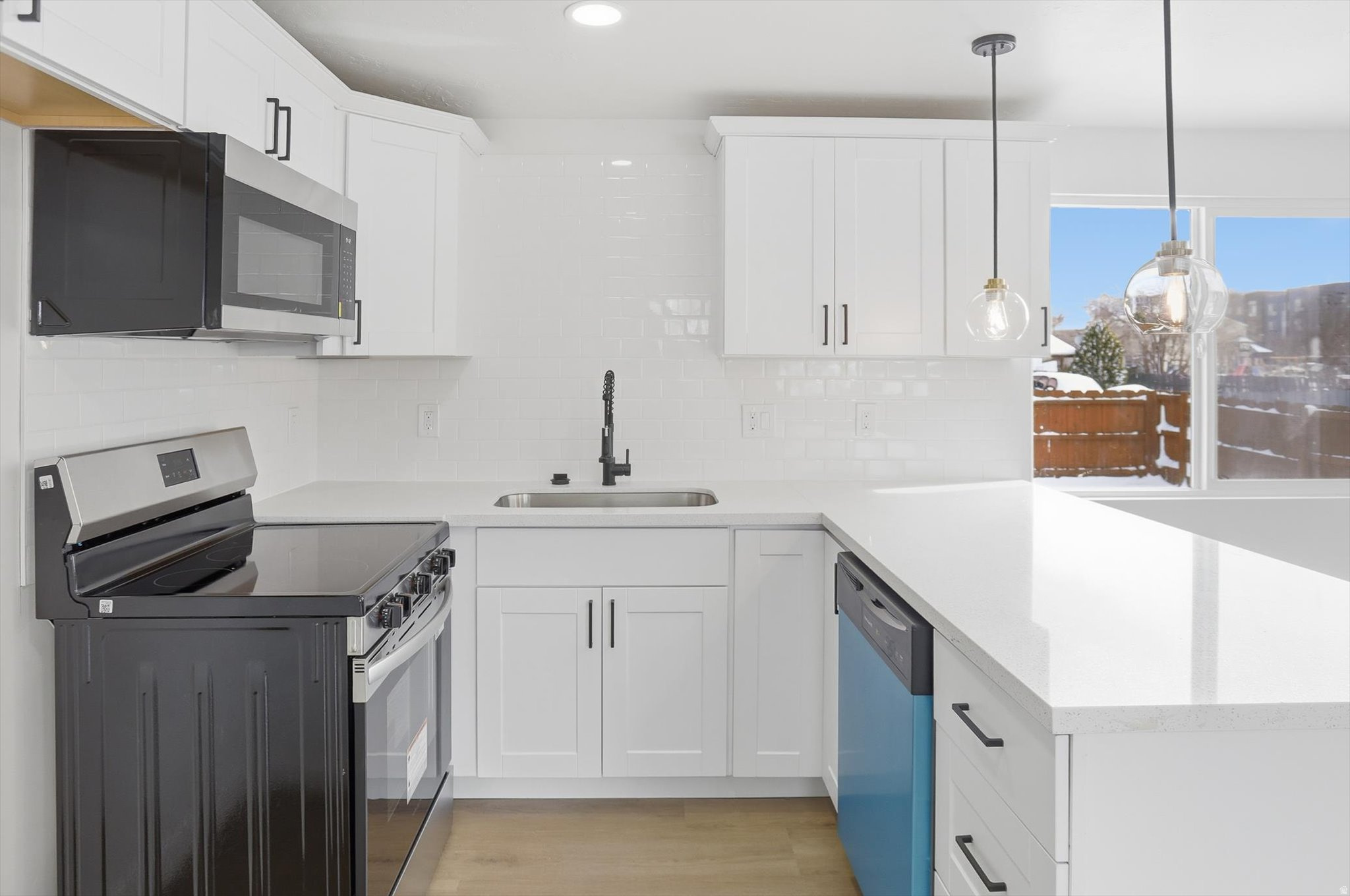 MEADOWS - Residential