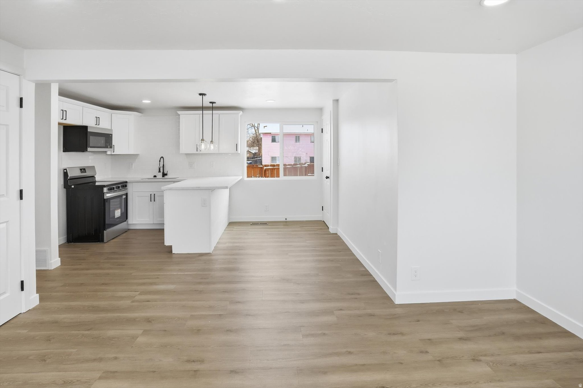 MEADOWS - Residential