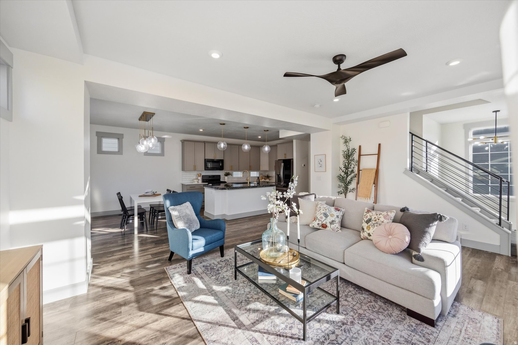 HOLBROOK FARMS PHASE - Residential