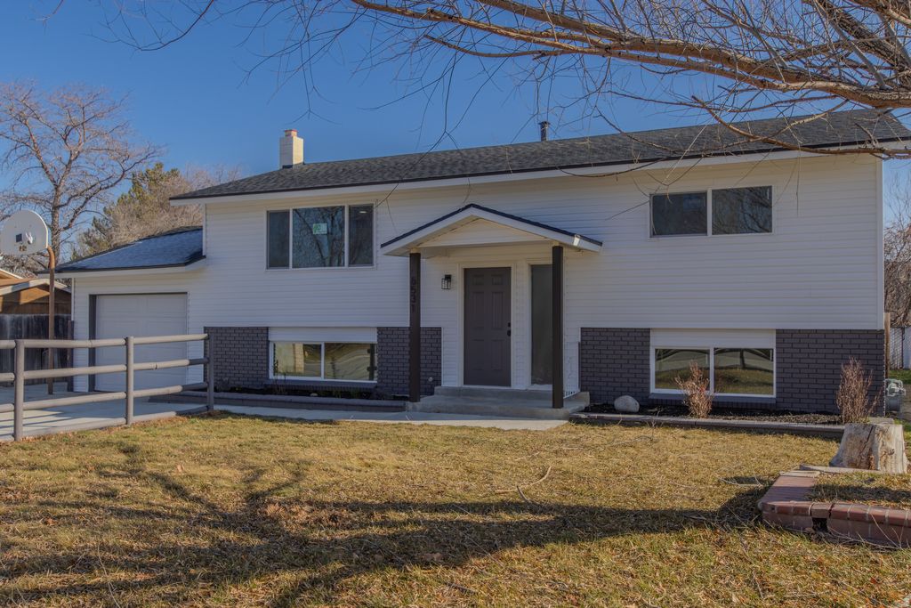 Photo of 6531 S 3795 W, West Jordan, UT 84084 (MLS # 2131472)