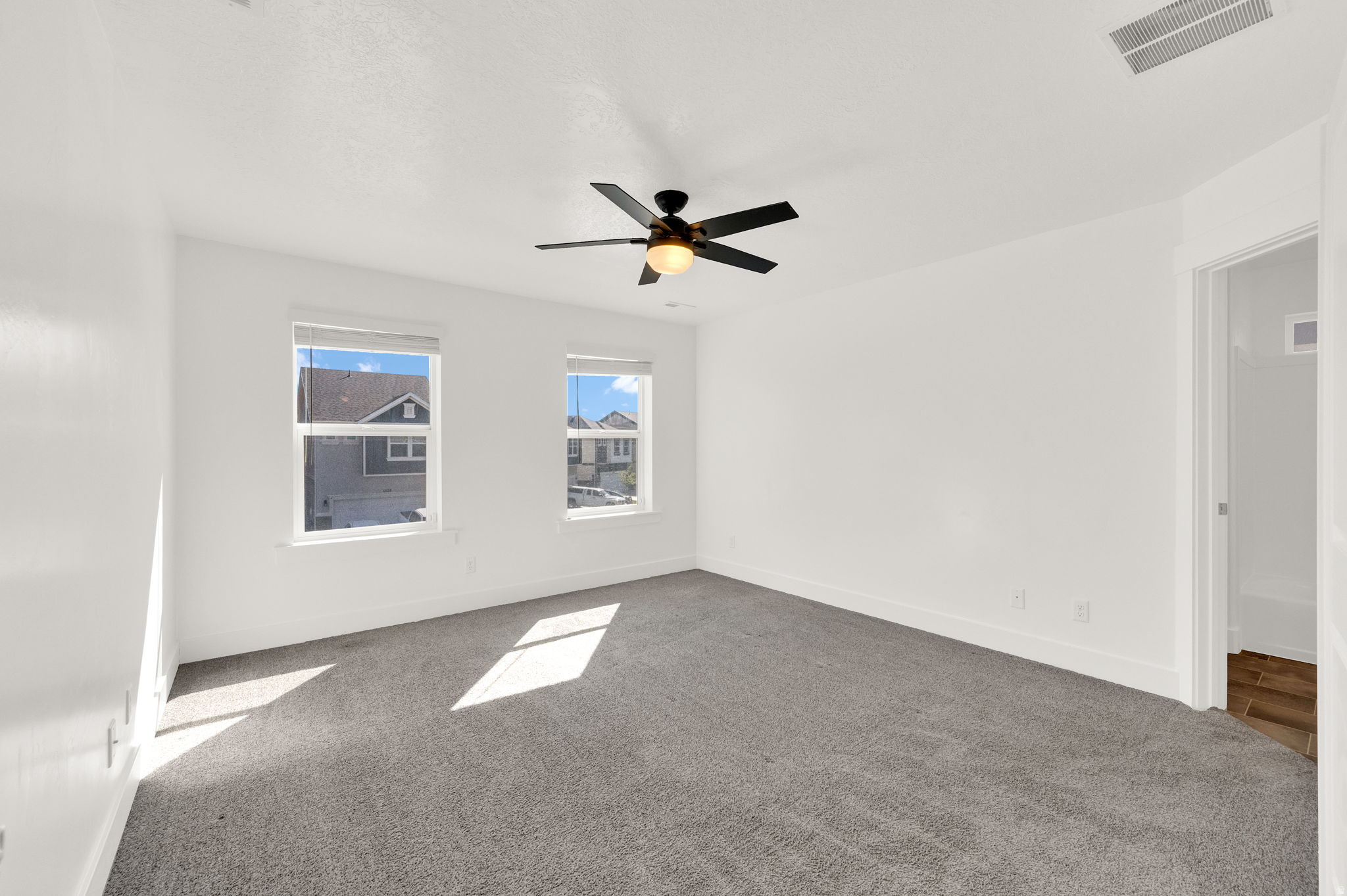 CANYON BREEZE - Residential