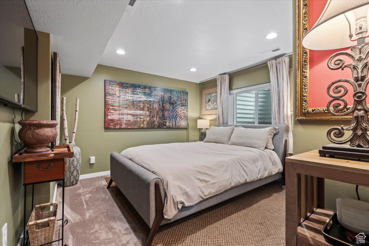 RIDGEPOINT - Residential