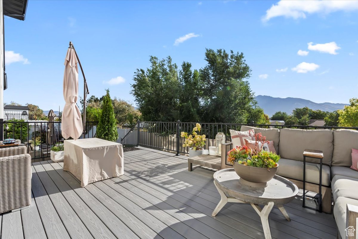 RIDGEPOINT - Residential