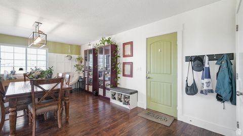 Tiny photo for 167 E LAKEVIEW DR, Vineyard, UT 84059 (MLS # 2115361)